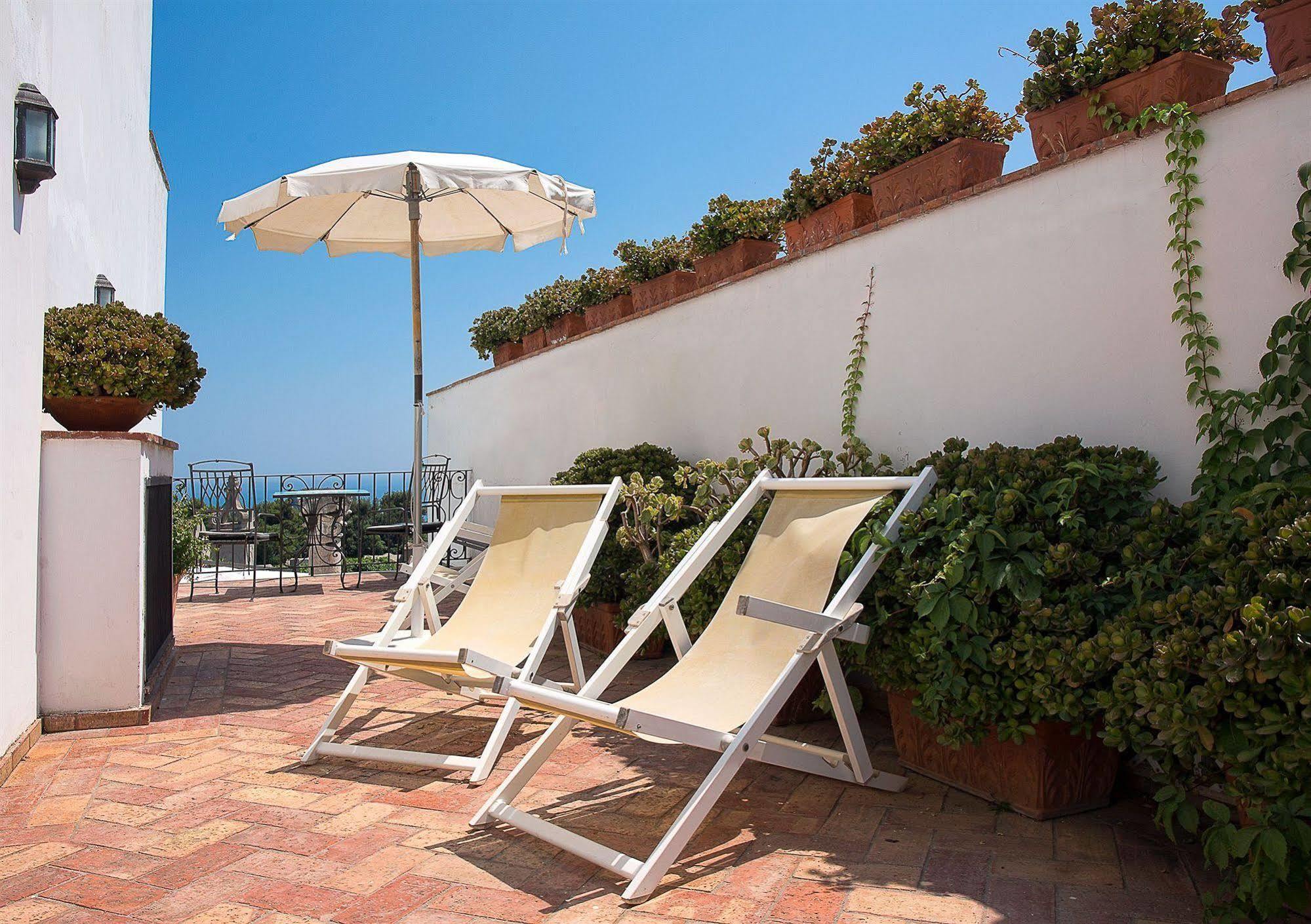 Sina Flora Hotel Capri Exterior photo