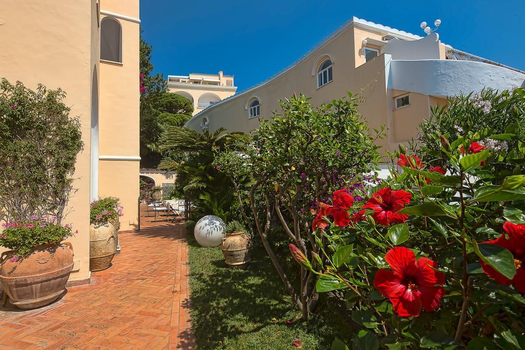 Sina Flora Hotel Capri Exterior photo